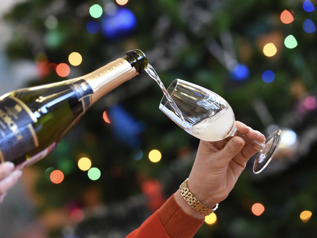 Шампанское без градусов: как не купить кота в мешке