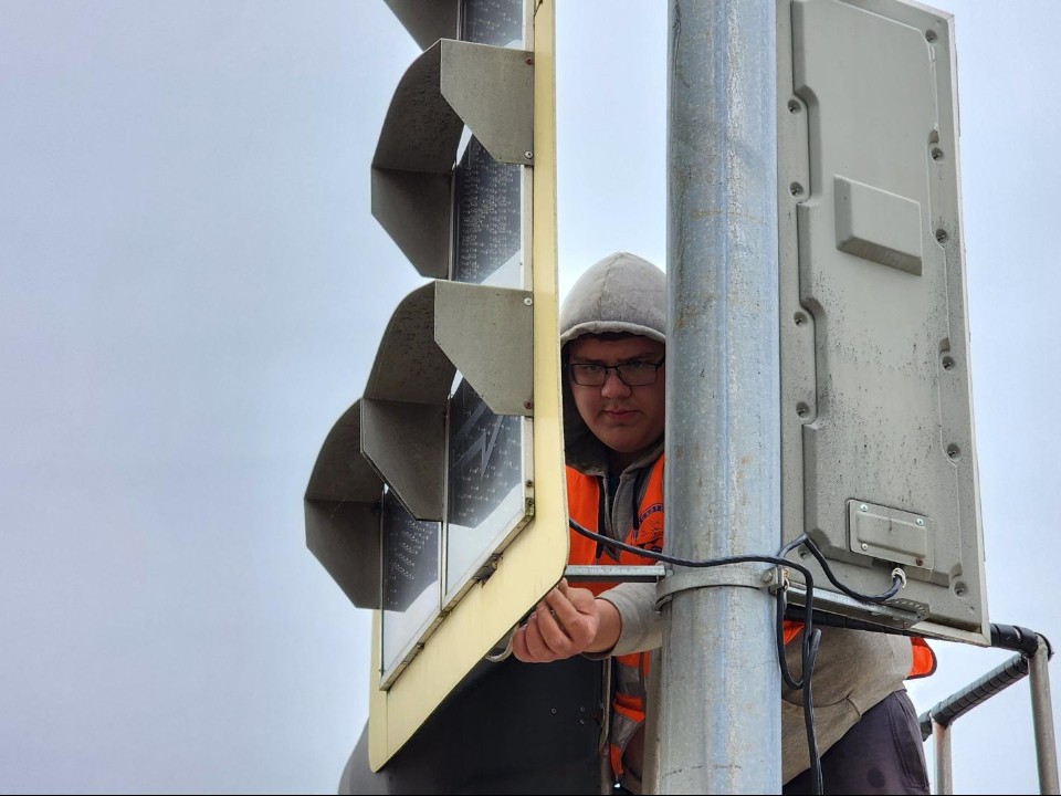 Зеленый свет безопасности: где в Подмосковье починили проблемные светофоры, сводившие с ума водителей