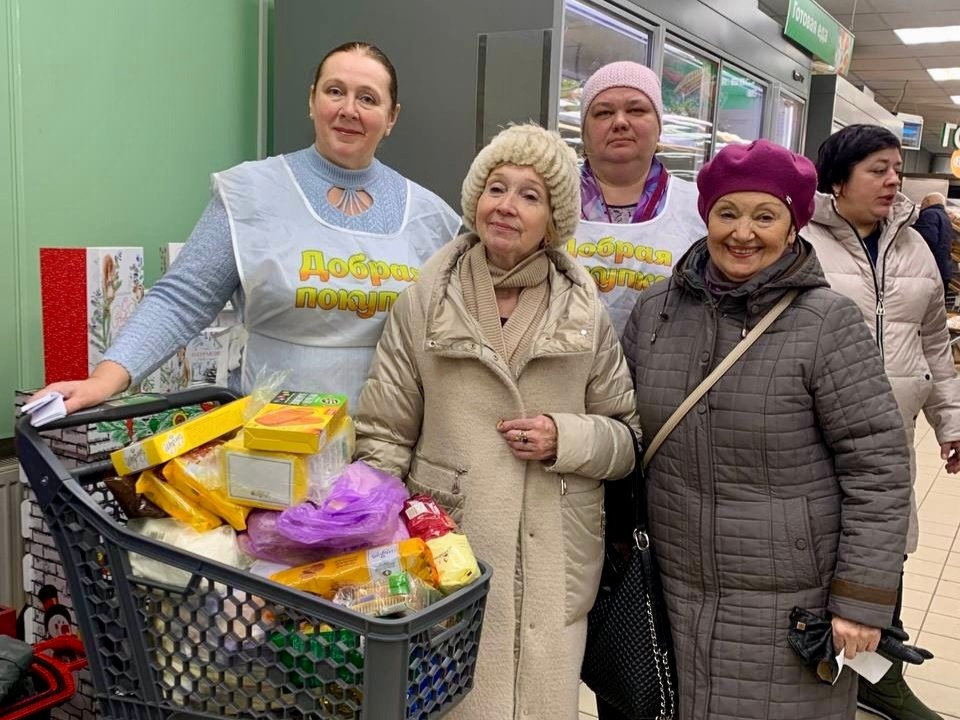 Чай, макароны, гречка и масло: жители Озер участвуют в акции «Добрая покупка»