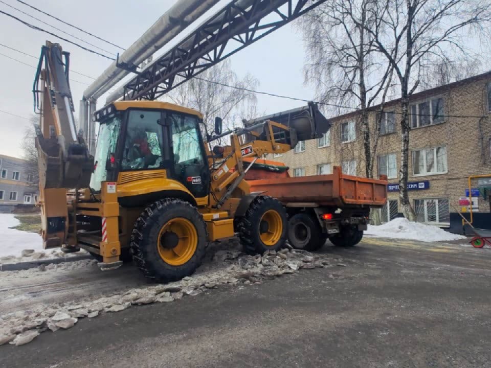 Коммунальщики Наро-Фоминска отбивают зимнюю атаку