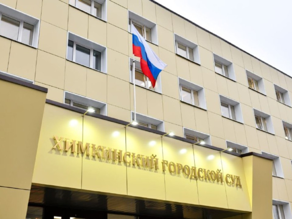 Из силовиков — в арестанты: как экс-полицейский, следователь и прокурор оказались под судом