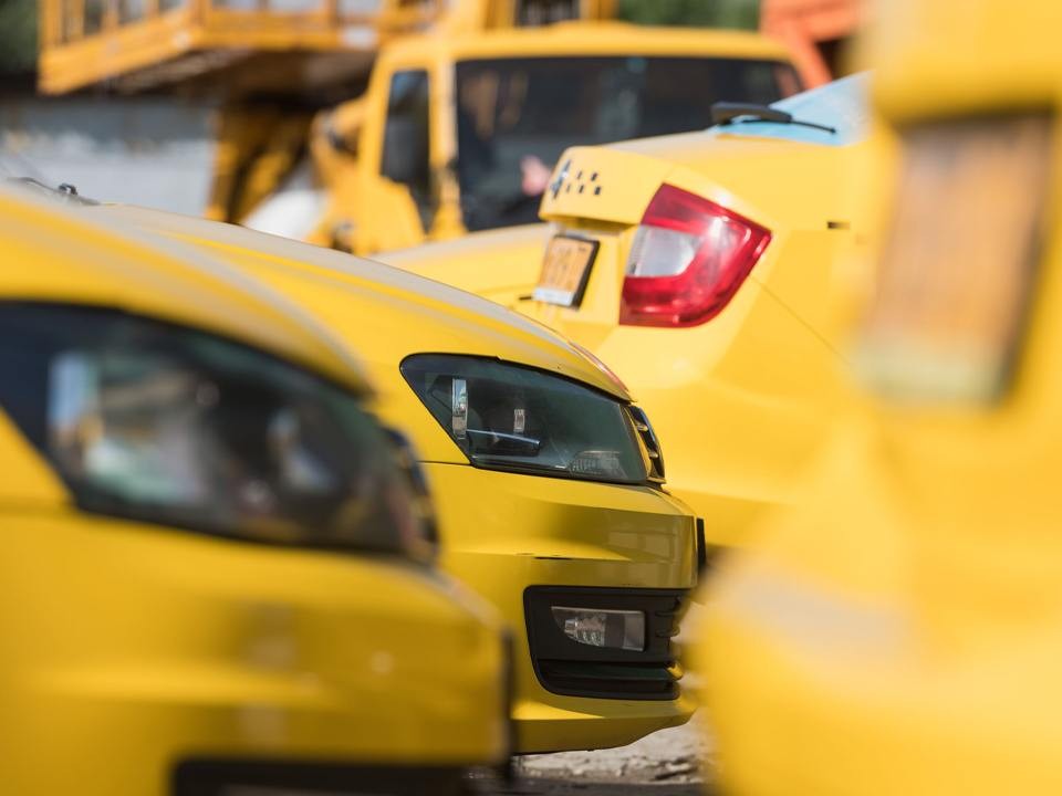 Проверили 60 таксистов, нашли нарушителей: итоги рейда в аэропорту «Жуковский»
