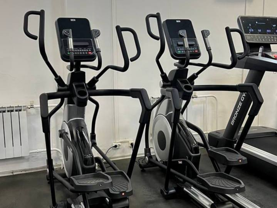 Современные тренажеры установили в центре спорта «Метеор»