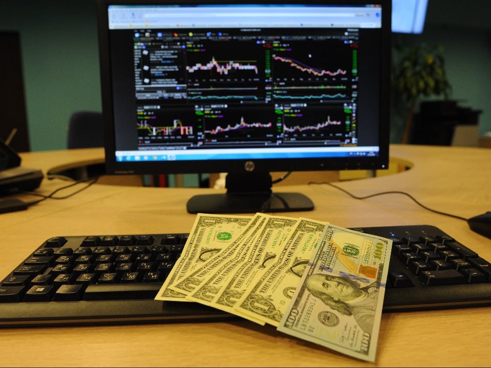 Подарок на праздник от ЦБ: как изменились курсы валют в последние дни уходящего года