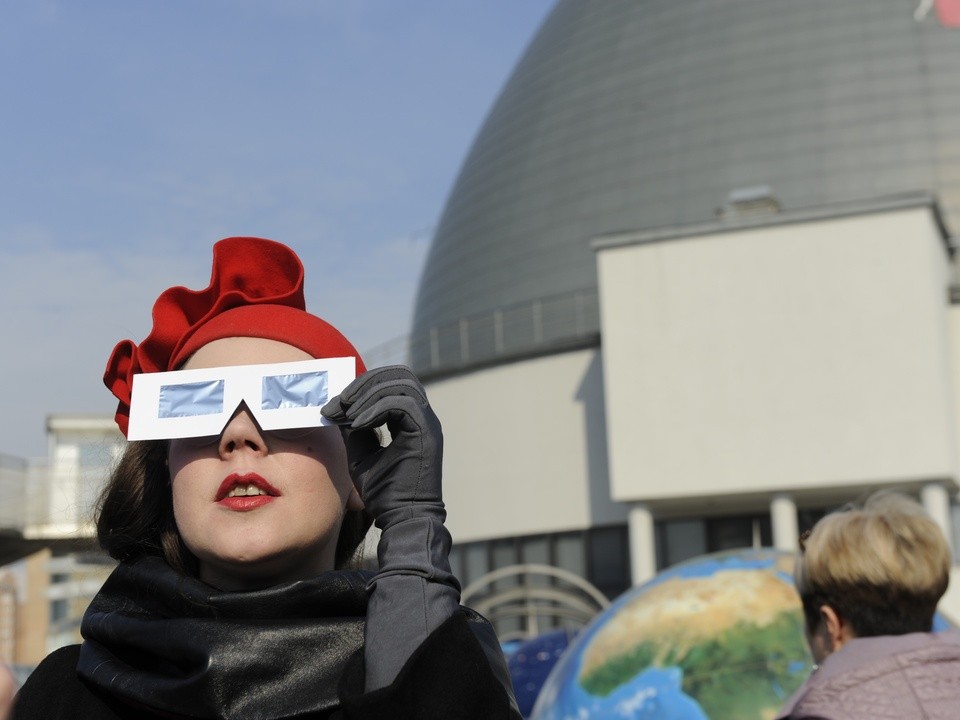 Астрономические события 2026 года: откуда люди увидят затмения