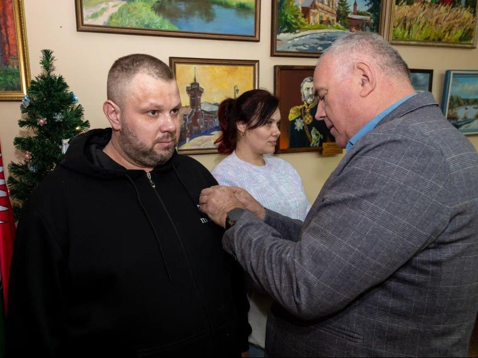 «За отвагу»: участник СВО из Талдомского округа получил государственную награду