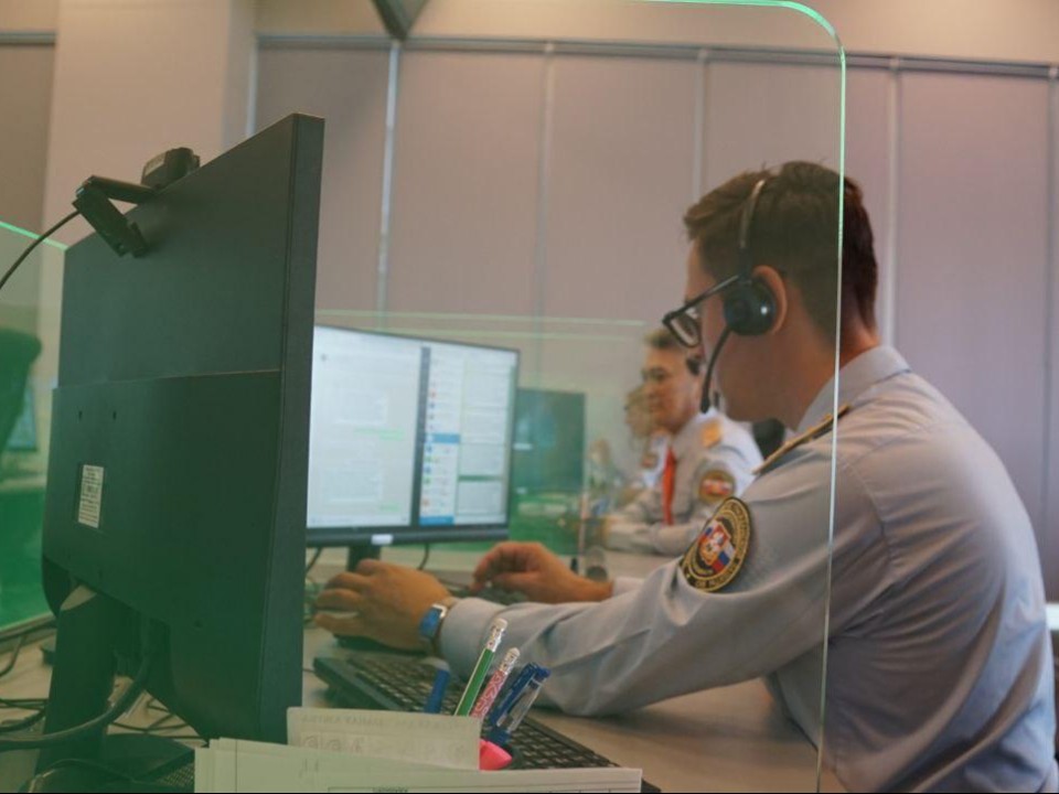 Безопасный Новый год: как уберечь себя и своих детей и провести праздники без происшествий — советы специалистов