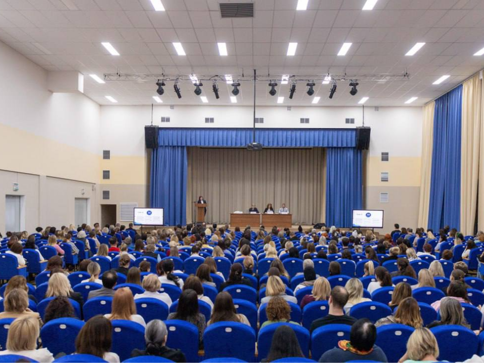 Что обсудили родители и педагоги на открытом собрании в школе №9