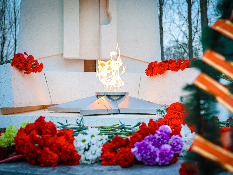 В Майданово увековечили память о героях СВО в новом мемориальном комплексе