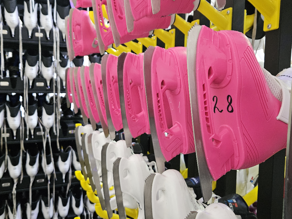 С попкорном в кино или коньками на катке: афиша Можайска на 21 декабря