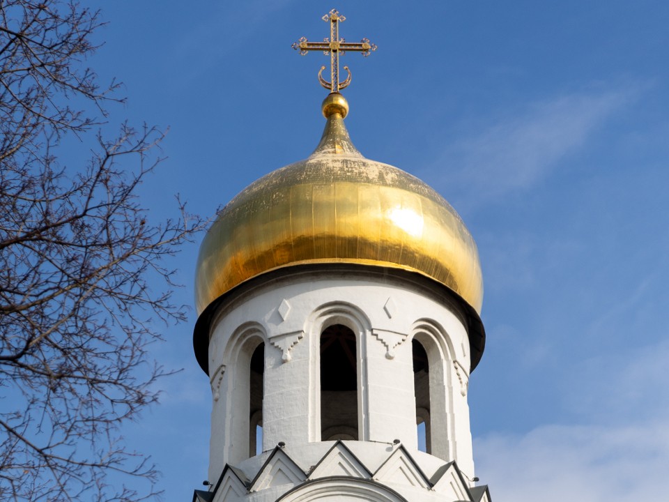 Народные приметы дня 2 декабря 2025 и какой праздник обещает церковный календарь