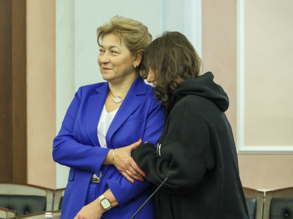 Впервые за 35 лет практики: адвокат Лурье объяснила свои слезы в суде