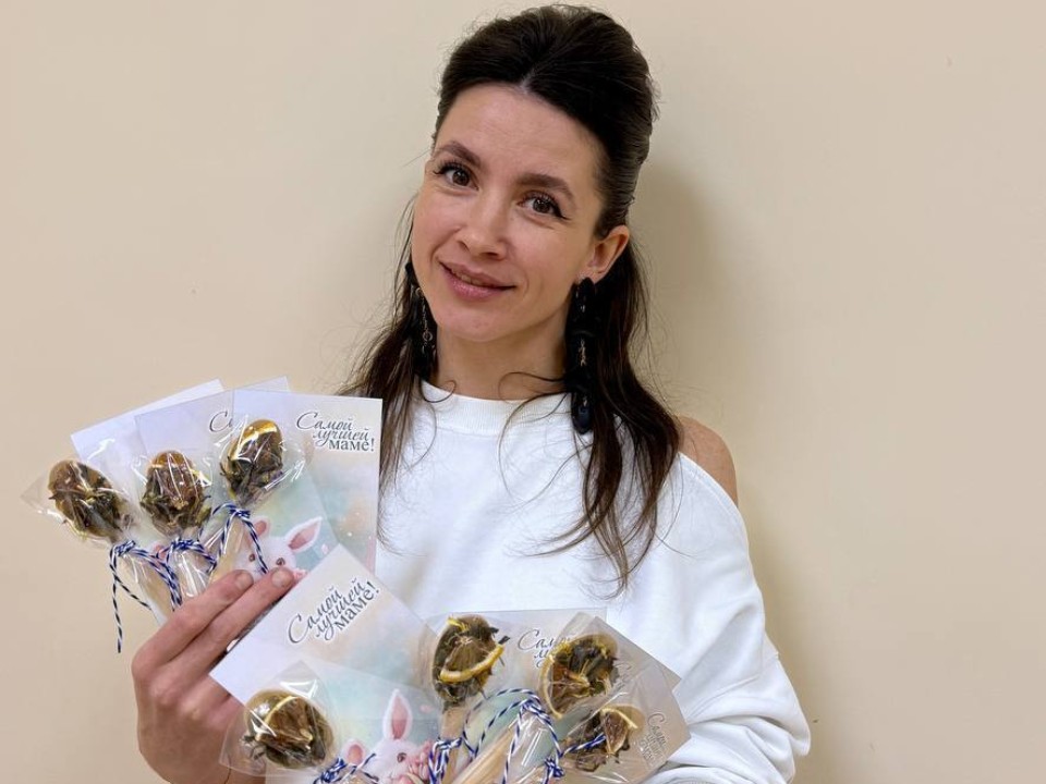 Теплые обереги и путешествие на Летучем корабле получили в подарок мамы в Волоколамске