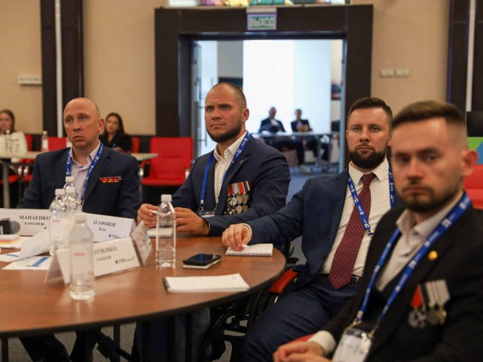 От армии к карьере: ветераны СВО из Одинцова меняют жизнь с помощью программы «Герои Подмосковья»