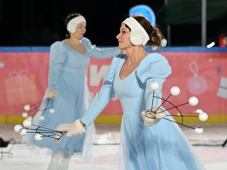 Ледовое шоу и массовое катание: каток в парке Островского открывает сезон в Ступине