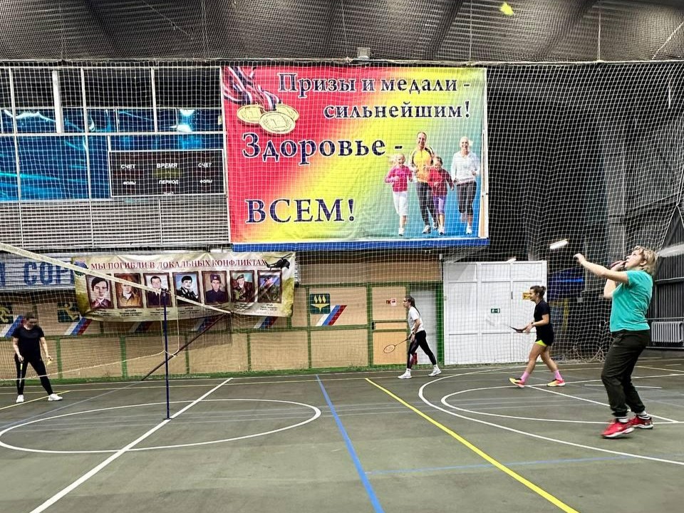 Красота бадминтона и упорная борьба: чем запомнился женский турнир в Серебряных Прудах