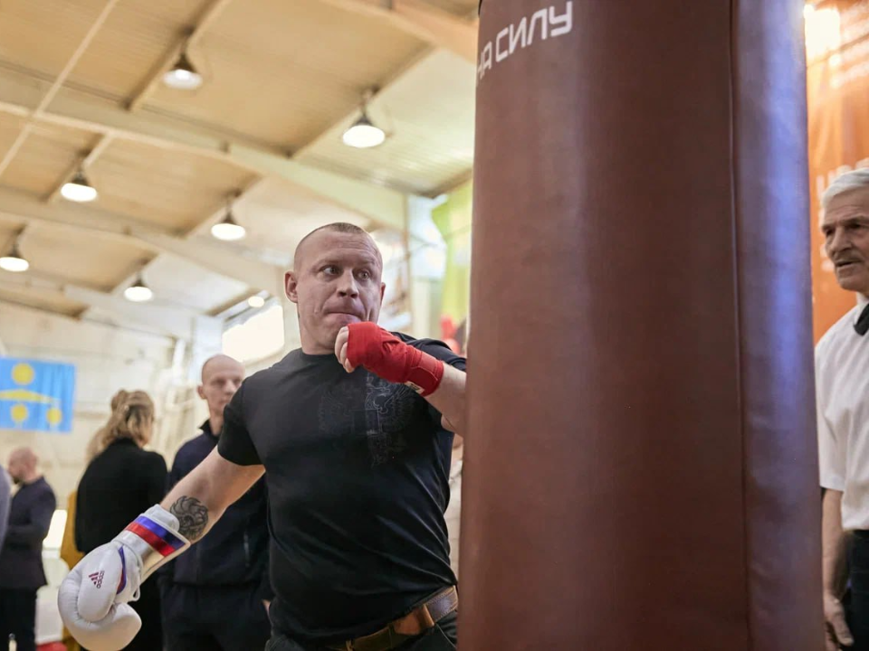 Удар на силу и скорость: ветеран СВО из Люберец вошел в пятерку сильнейших фестиваля адаптивного бокса