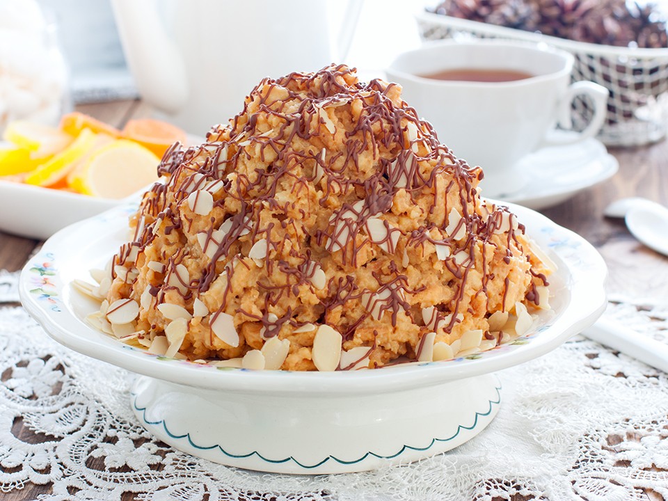 Настоящий торт «Муравейник», как готовила мама: простой рецепт из детства знает люберчанка