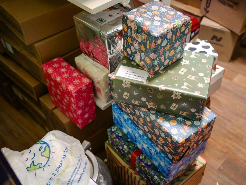 Тепло из дома на передовую: в Сергиево-Посадском округе собирают подарки и необходимые вещи для бойцов СВО