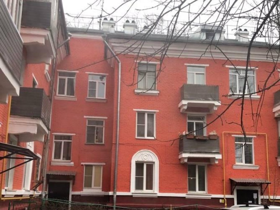 От кирпича до козырьков: детали капремонта дома в Долгопрудном