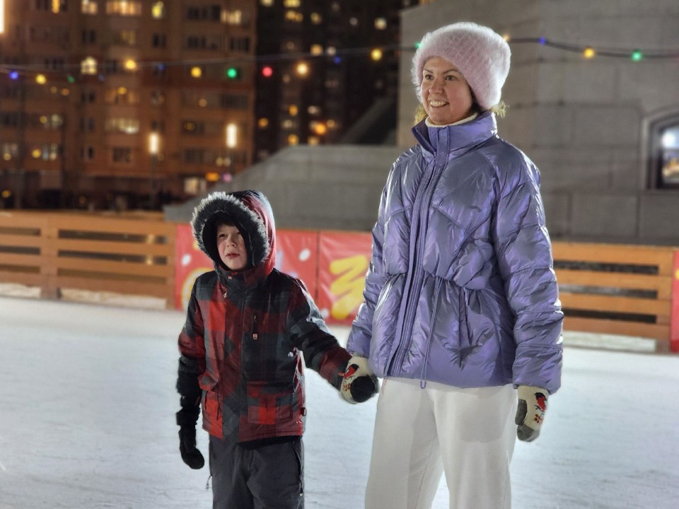 Праздник на льду: жители Солнечногорска решат, будет ли работать каток в новогоднюю ночь