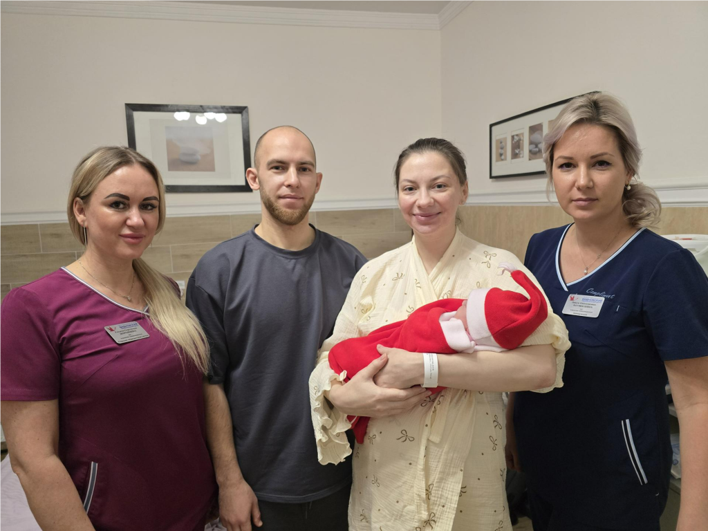 Только родились, а уже дедушки: кем по традиции становятся в декабре младенцы в Подмосковье и кто проводит ритуал