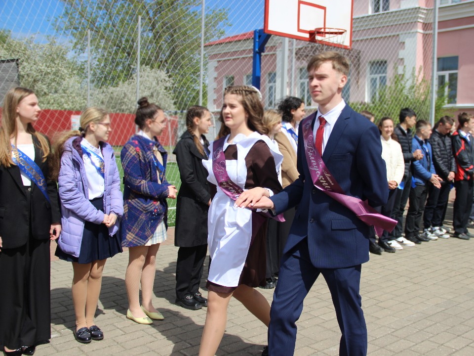 Определены даты последнего звонка и выпускного в Рузском округе