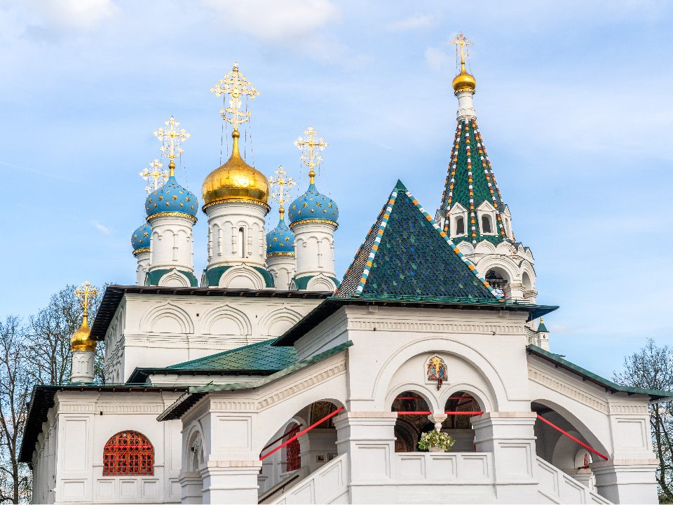 Вход во храм Богородицы 4 декабря 2025: народные приметы о погоде, свадьбах и запреты на работу