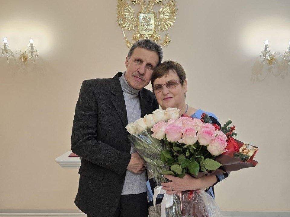 Школьная дружба, армия и полвека вместе: секрет золотой свадьбы пары из Ногинска