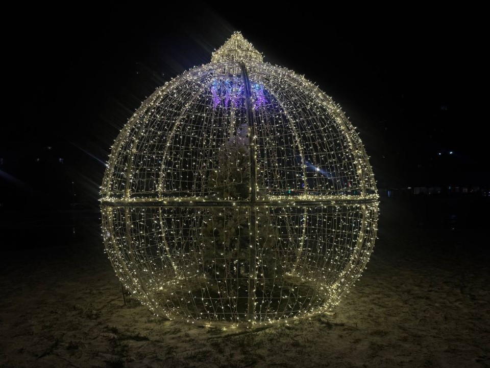 Современный новогодний Подольск нейросеть вернула назад в СССР