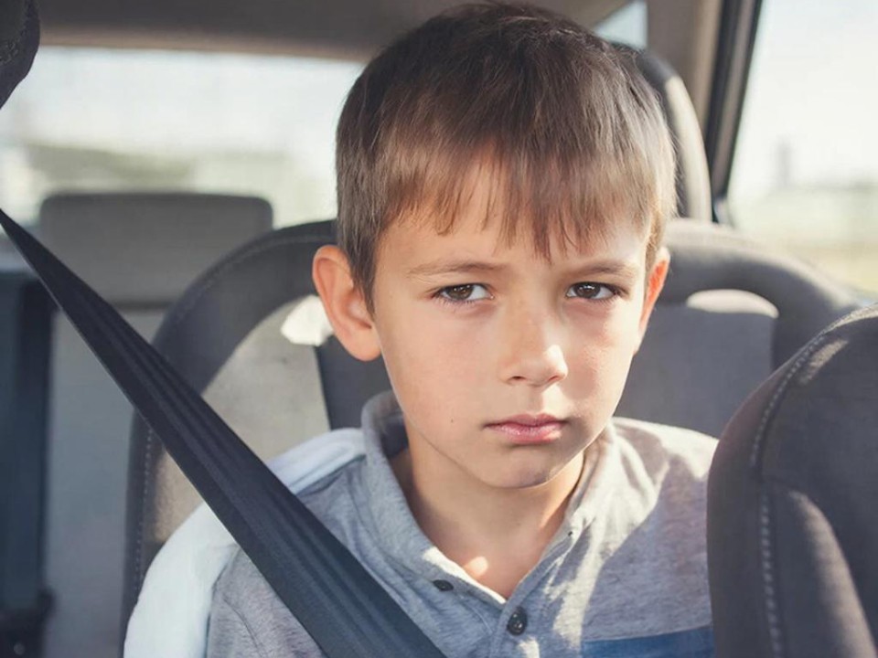 Как правильно перевозить ребенка в машине: новые требования и советы по безопасности