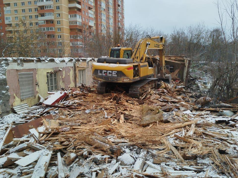 В Дмитровском округе за год снесли 48 ветхих многоквартирных домов
