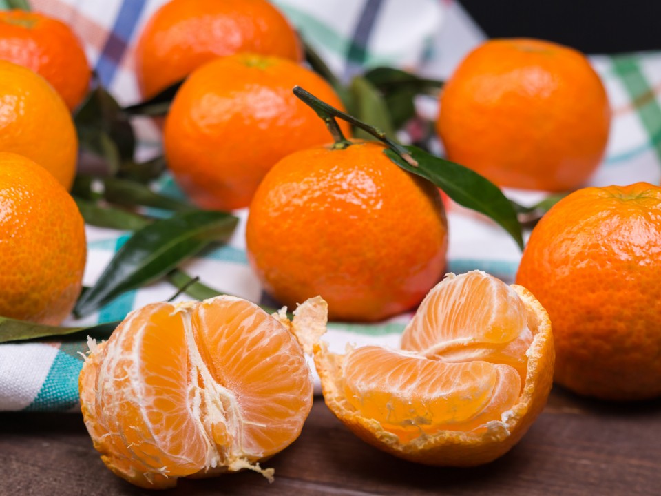 Диетолог Соломатина объяснила, почему может появиться аллергия на мандарины