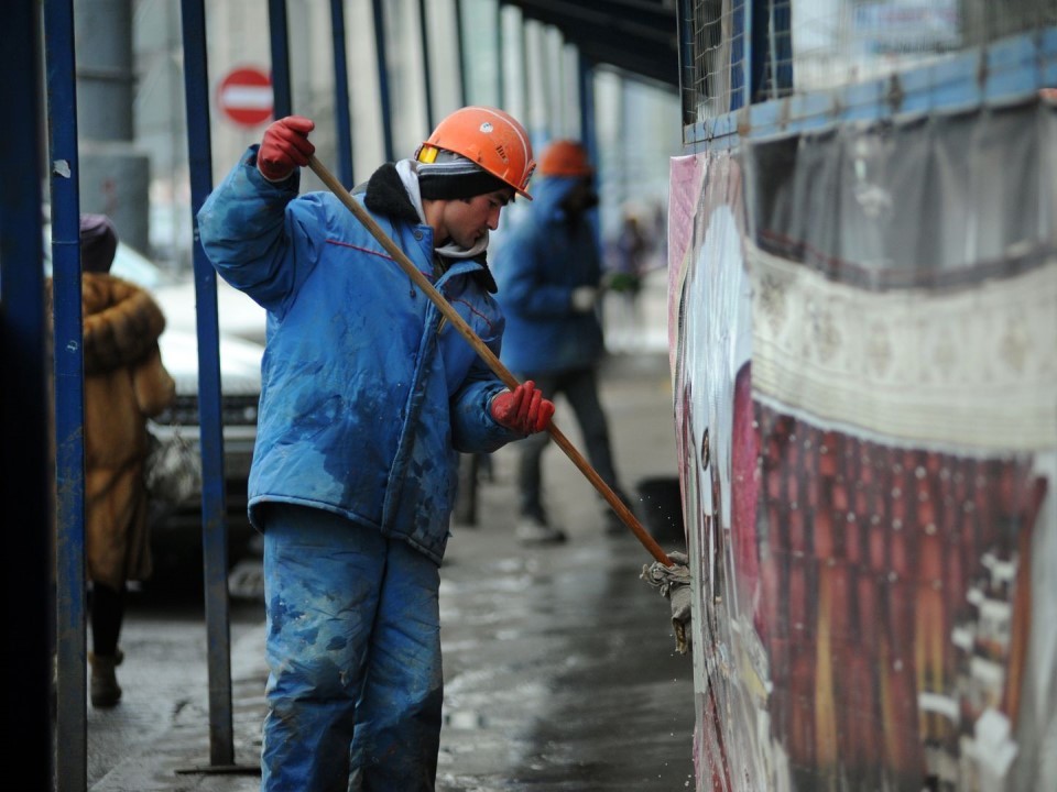 От «Амины» до общего патента: какие цифровые и правовые инструменты тестируют в Подмосковье для контроля миграции