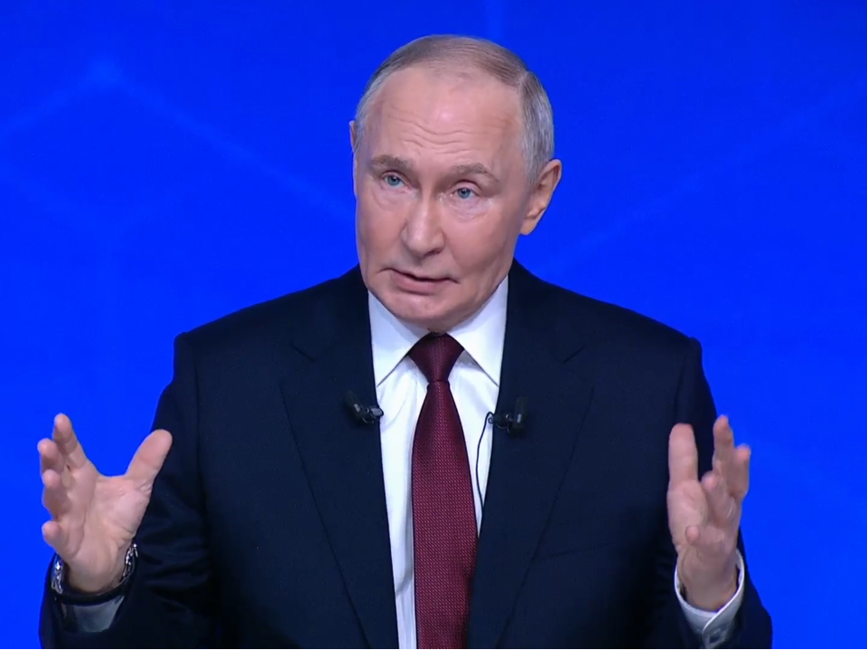 Между иконами и тренажерами: как устроен быт Путина в кремлевской квартире