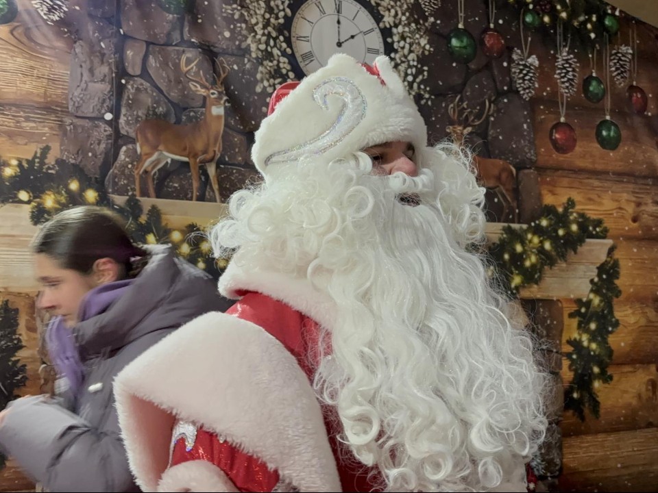 Самовар, загадки и «поиски» Деда Мороза: что устроили в городском парке Истры