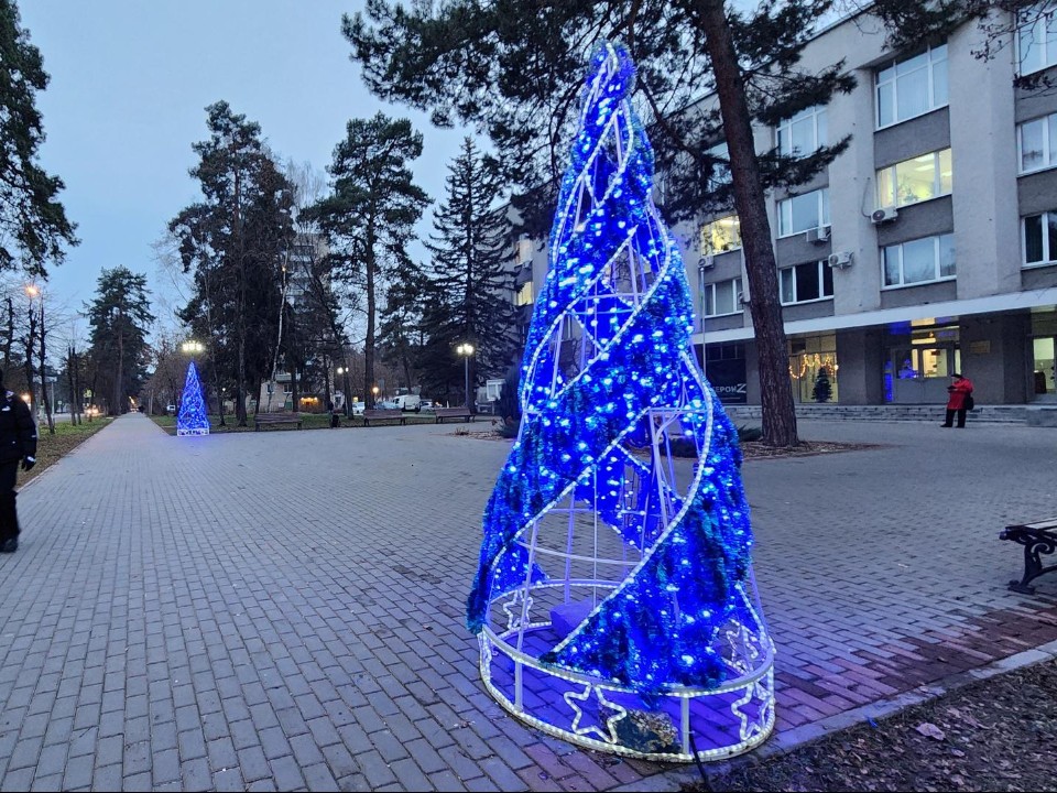 Портал в сказку: какие световые фигуры создадут праздничную атмосферу на улицах Протвина