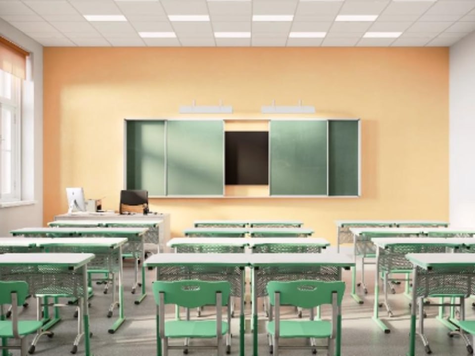 Священники вместо учителей: кто должен вести в школах уроки о семейном счастье