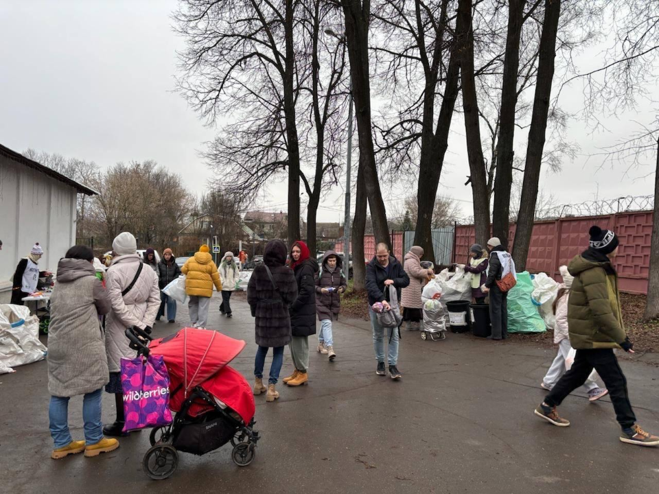 Щелково сделало шаг к осознанному сбору отходов: сколько вторсырья и стекла удалось отправить на переработку