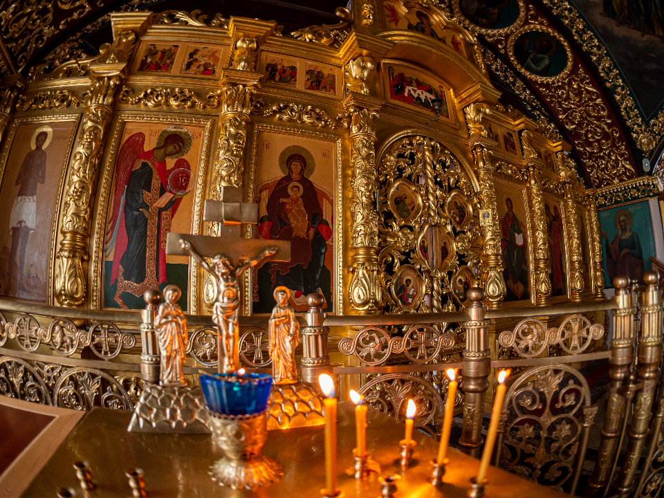 Церковный праздник 16 декабря 2025: почитание Саввы Сторожевского и народные приметы о зиме