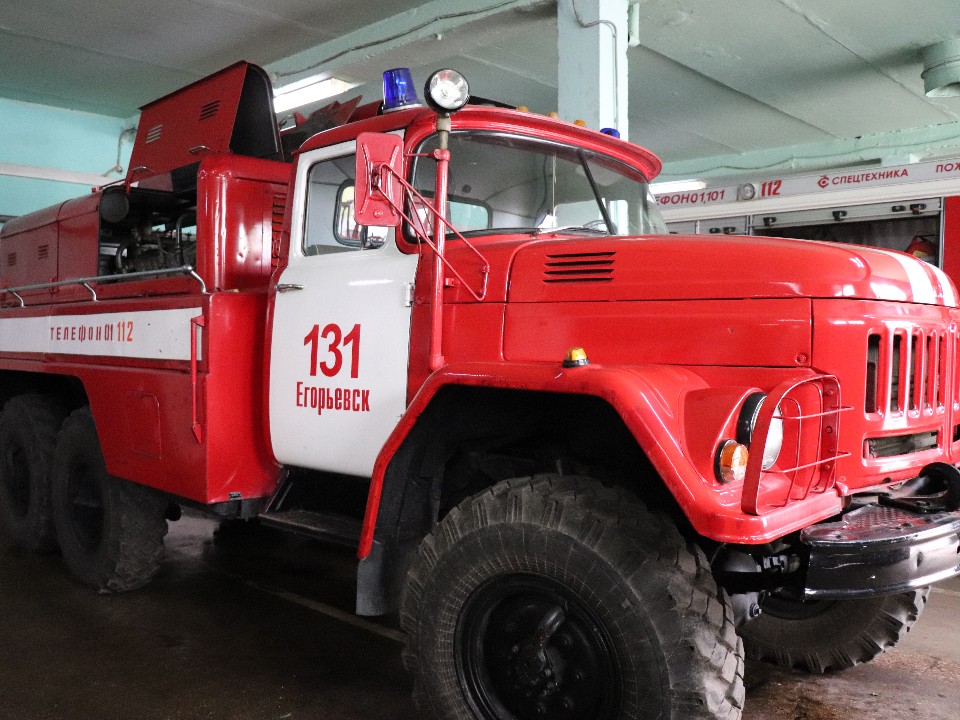 Пожарные потушили возгорание в одном из домов в переулке Плеханова