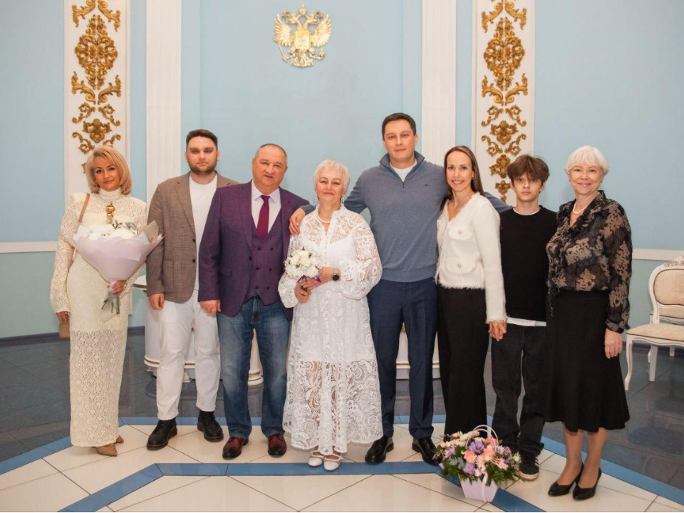Любовь с первого снежка: пара из Наро-Фоминска отметила 50 лет совместной жизни