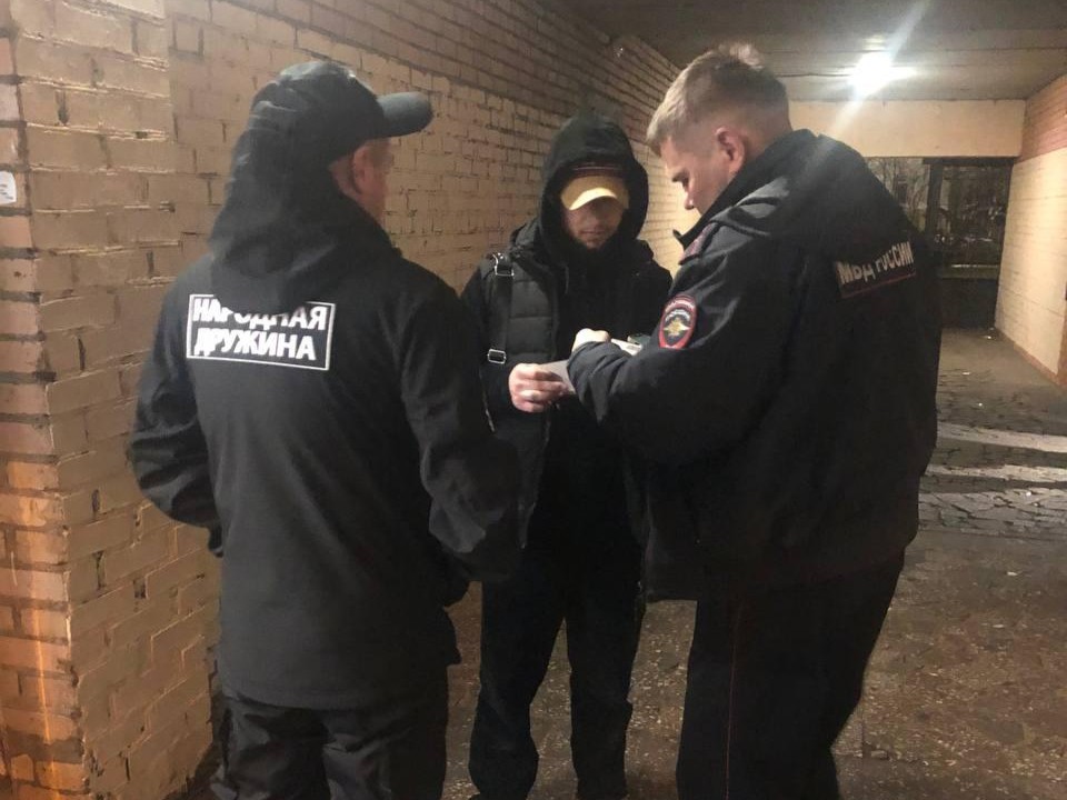 «Резиновые квартиры»: совместный рейд по выявлению иностранных нарушителей провели во Фрязине