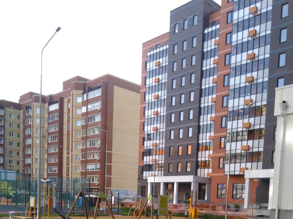 Волга рядом, школа под боком: новый дом на 208 квартир в Дубне введен в эксплуатацию — что внутри?