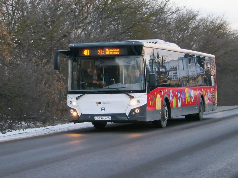 В Подмосковье меняется график транспорта на праздники: как будут ходить автобусы и электрички с 31 декабря