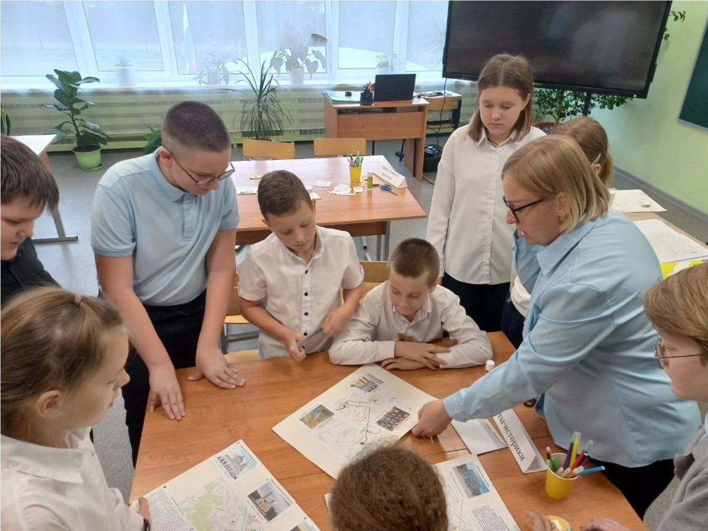 Школьников округа учат разбираться в деньгах, лекарствах и новостях