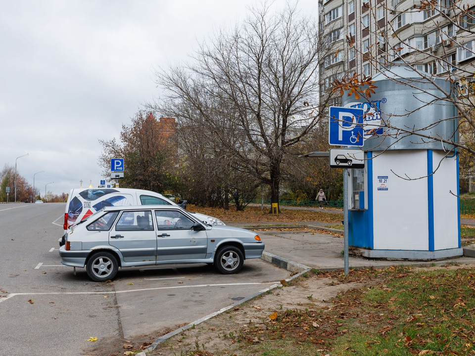 В Котельниках впервые вводят платную парковку: что изменилось для автовладельцев с 1 декабря