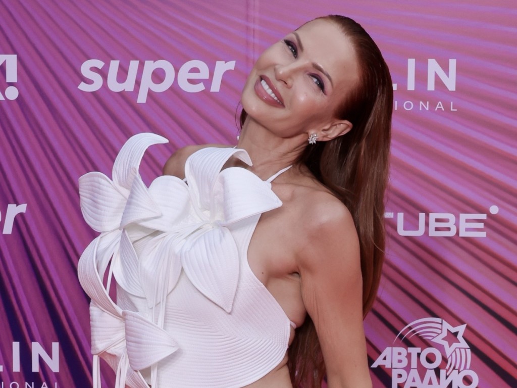 Оливьешка, шоколад и вера в чудо: секрет идеального праздника от Эвелины Бледанс