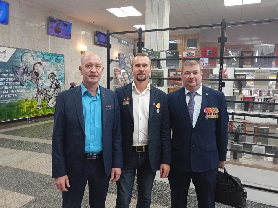 Ассоциация ветеранов Лосино-Петровского поддержит проект «Портреты героев СВО»