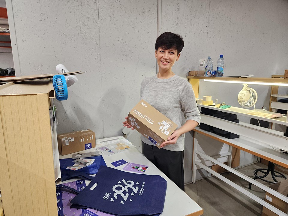 Партию оригинальных подарков к Новому году изготовили в Красноармейске